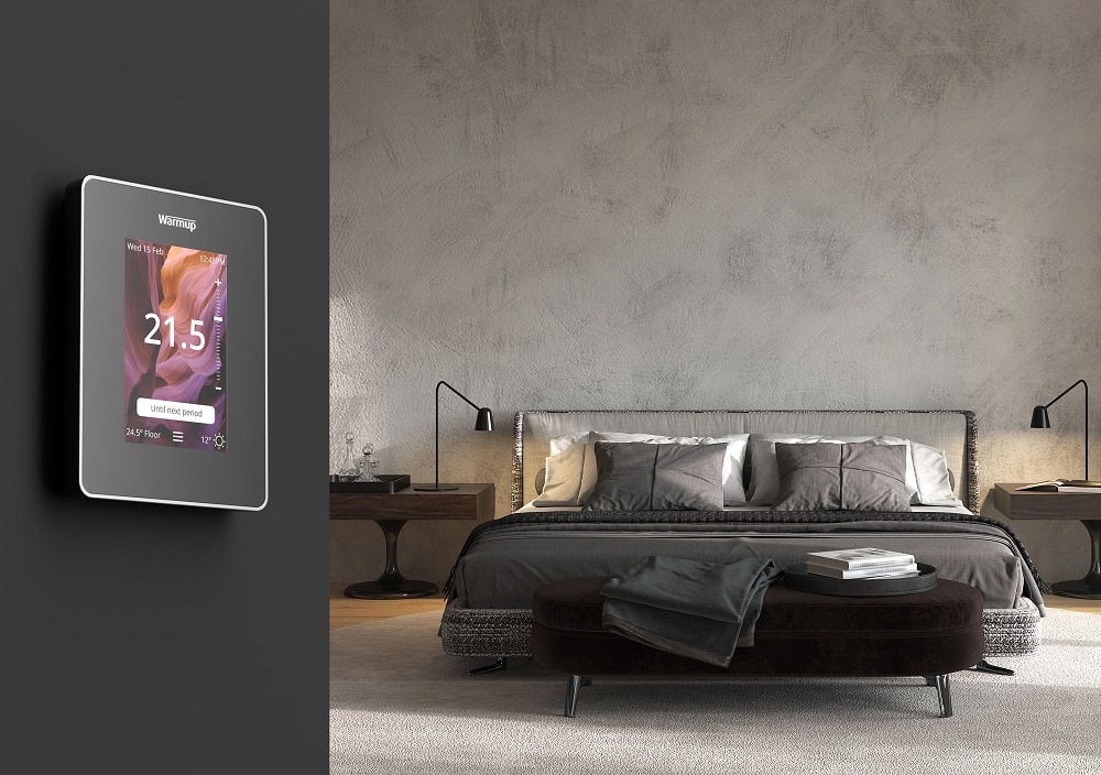 Warmup 6iE Smart Thermostat im Schlafzimmer
